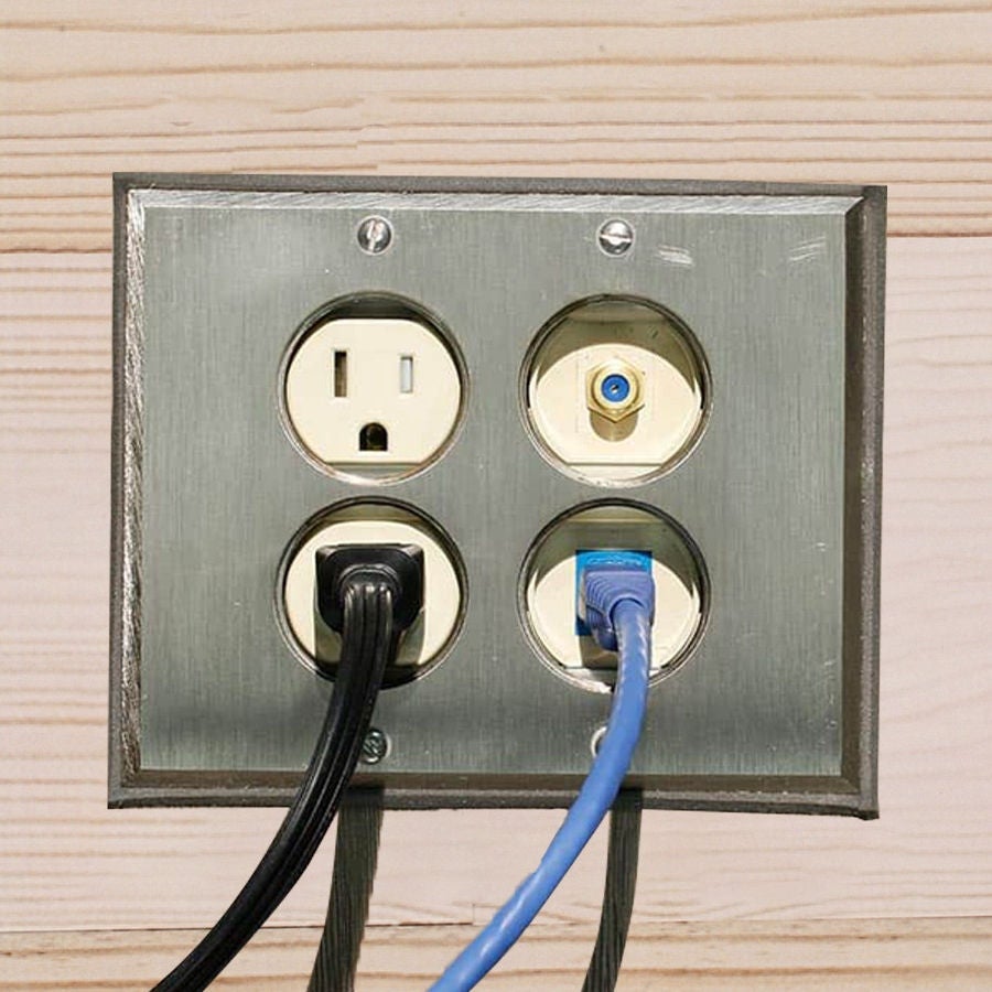 Boîte de plancher à cadre en bois installée sur une surface en bois